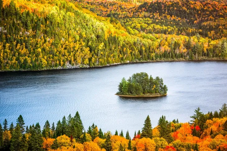 La Mauricie National Park in Autumn